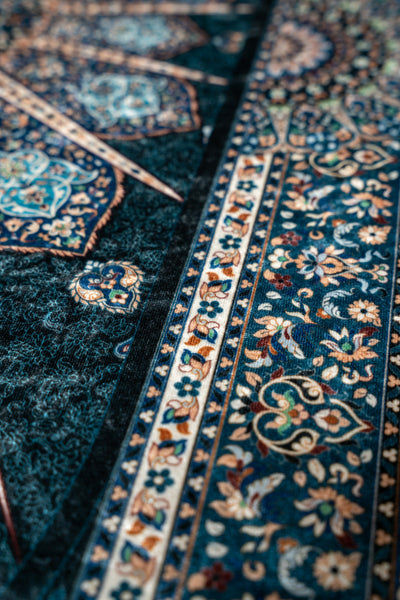 Premium Blue Eye Prayer Rug is a high-end quality Prayer Rug from Seven Sajada. The Premium Blue Eye Prayer Rug has very beautiful detailed pattern.